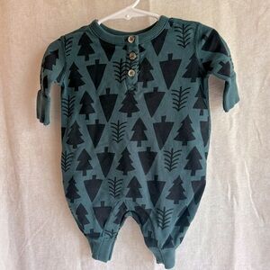 Hanna Andersson Christmas outfit